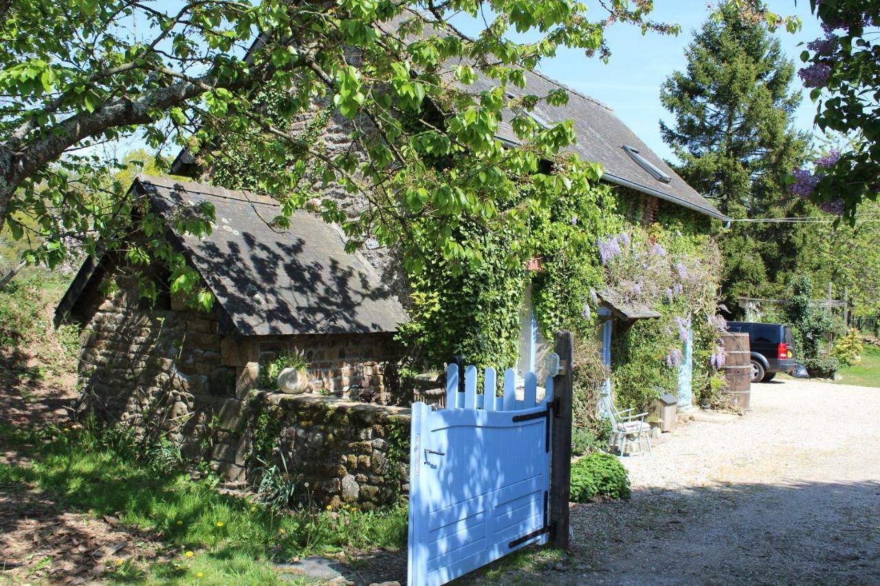 La Petite Jeusseliniere Villa Larchamp Bagian luar foto